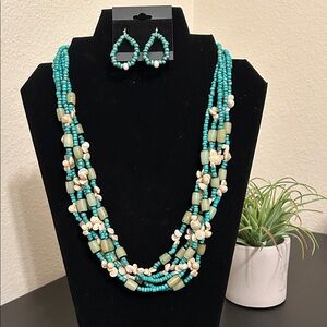 Turquoise and Cream Beaded Necklace Set